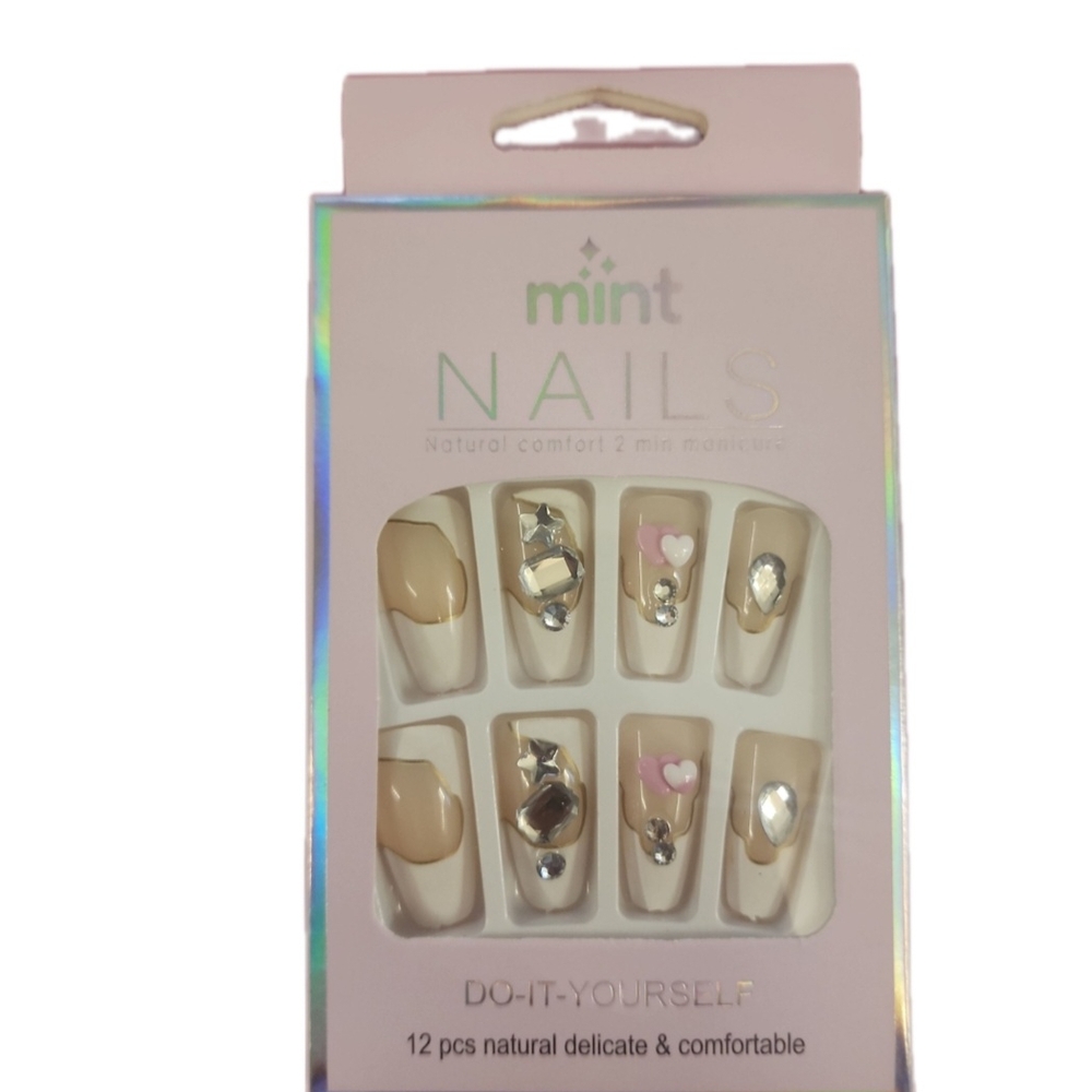 Mint Nail Set with Charms